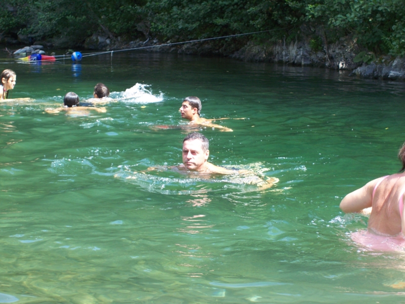  Image name: Persone058.jpg 
 width: 800 pixel 
 height: 601 pixel 
 Size: 374835 bytes 
 Click to enlarge 